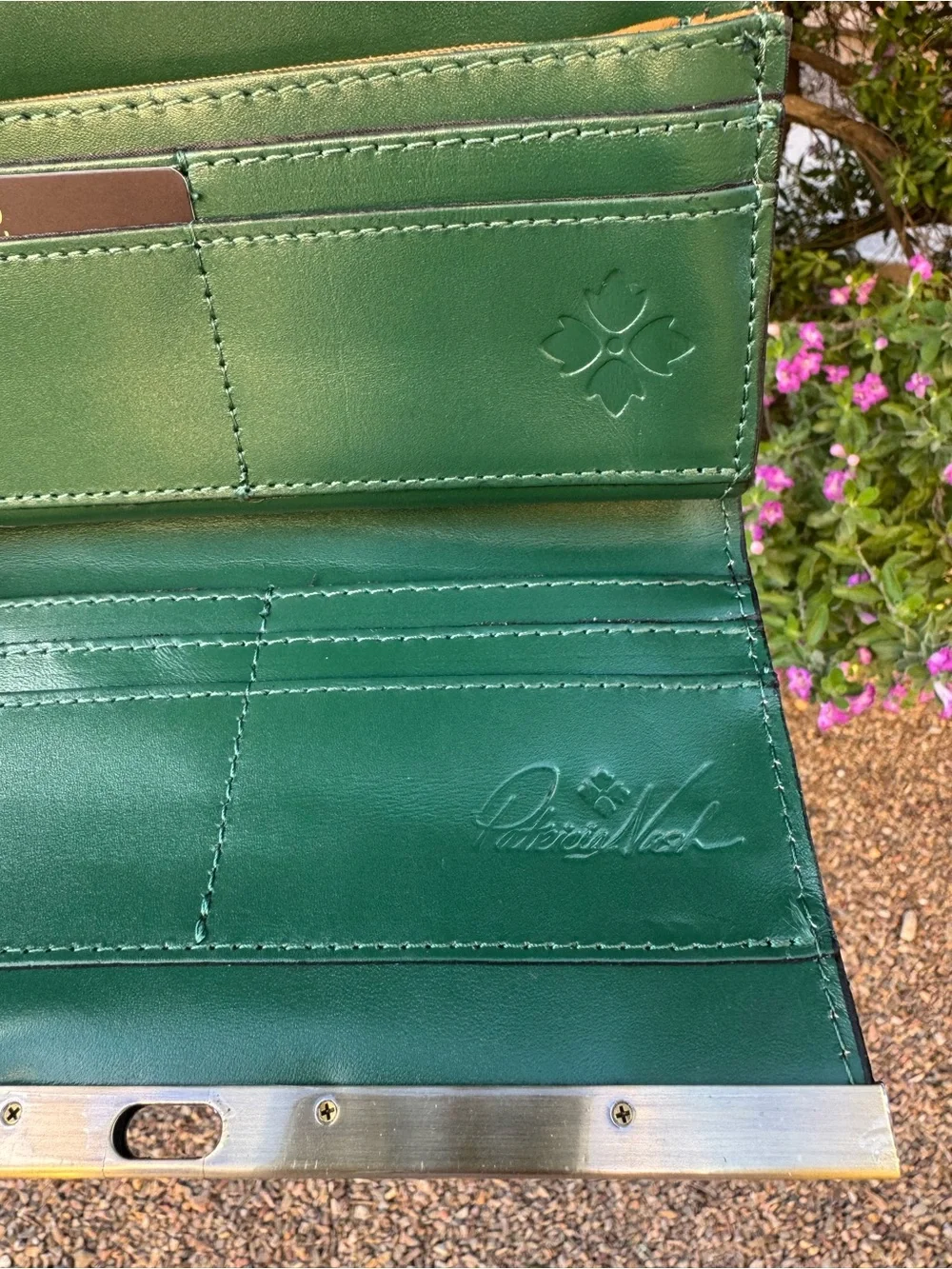 NWT Patricia Nash Emerald Green Floral Embossed Leather Cauchy Wallet